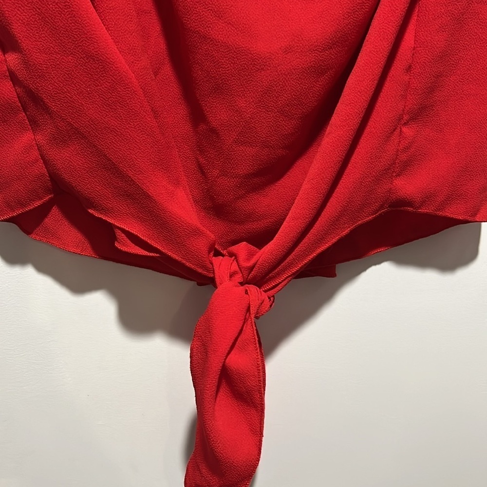 NWT Red Off-Shoulder Ruffle Top Size L - Picture 2 of 6